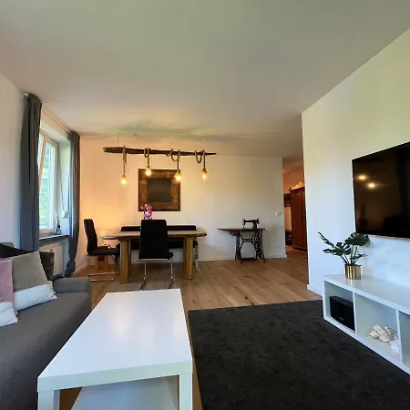 Apartamento Helle In Top Lage Mit Balkon - Zentral An S-bahn Und Messe