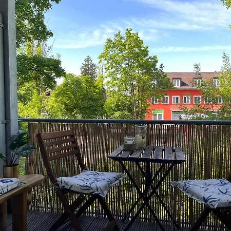 Apartamento Helle In Top Lage Mit Balkon - Zentral An S-bahn Und Messe