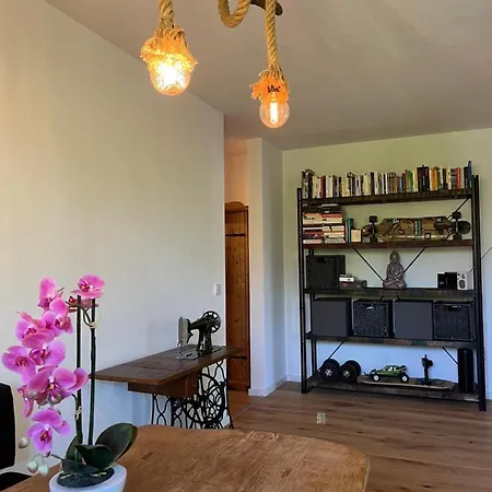 Helle In Top Lage Mit Balkon - Zentral An S-bahn Und Messe Apartamento *